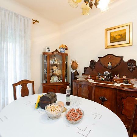 Apartment Dragana Kaštela Exteriör bild