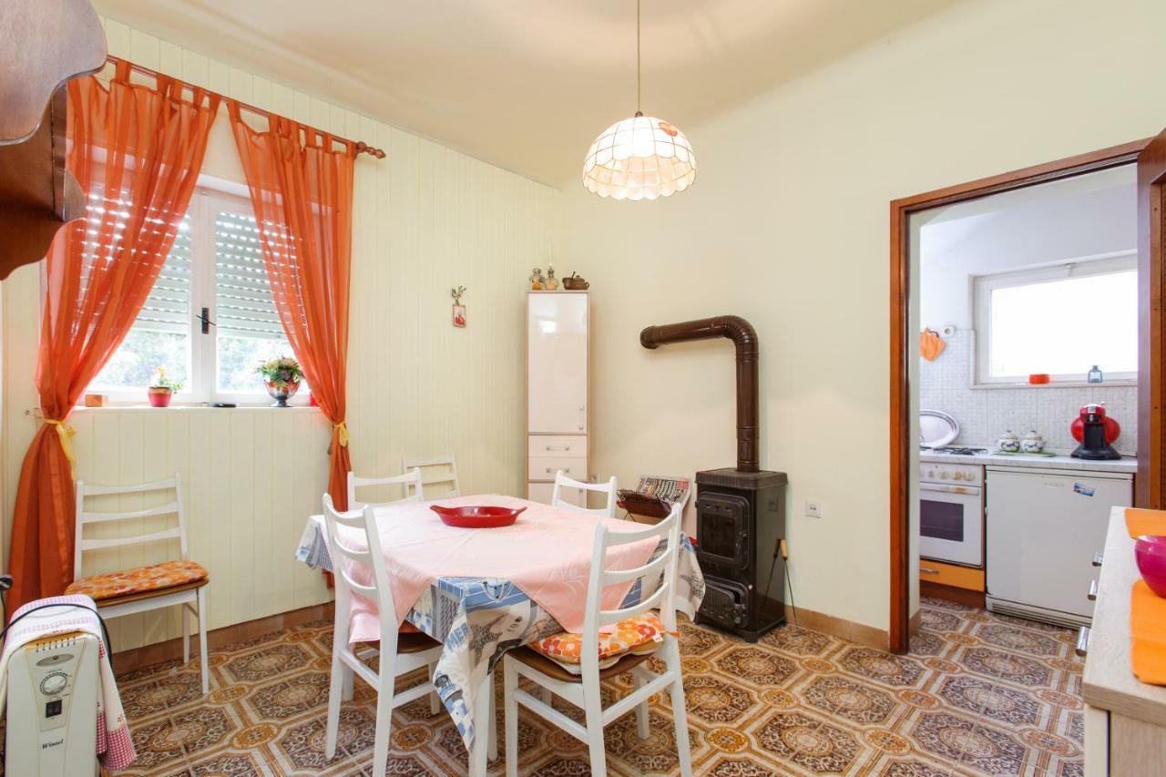 Apartment Dragana Kaštela Exteriör bild