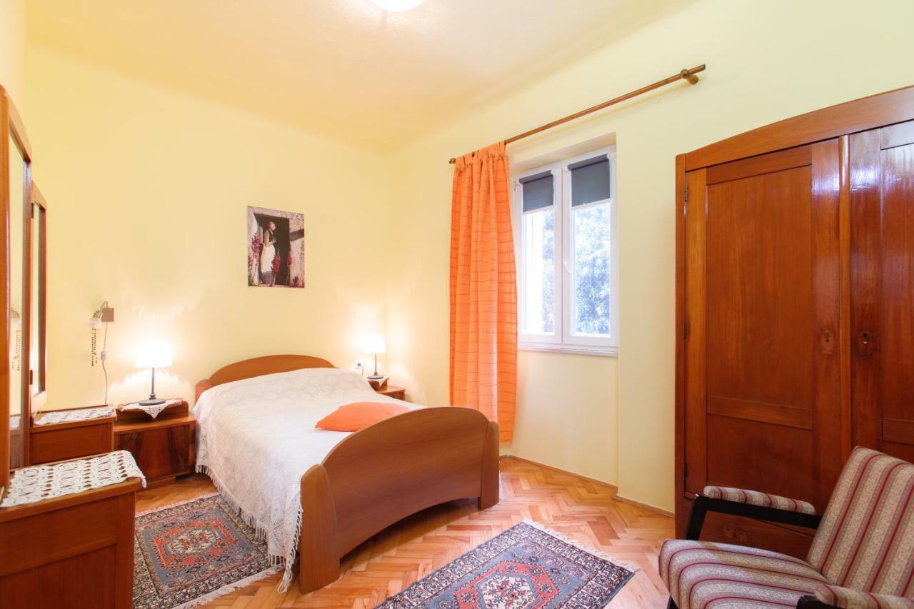 Apartment Dragana Kaštela Exteriör bild